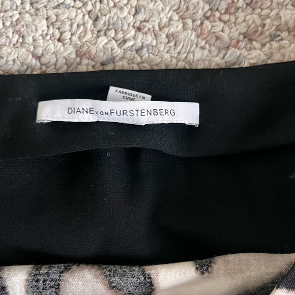 Diane Von Furstenberg skirt - Picture 5 of 5